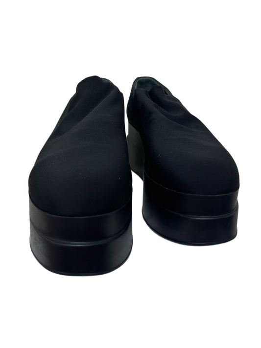 HOTIC Shoes